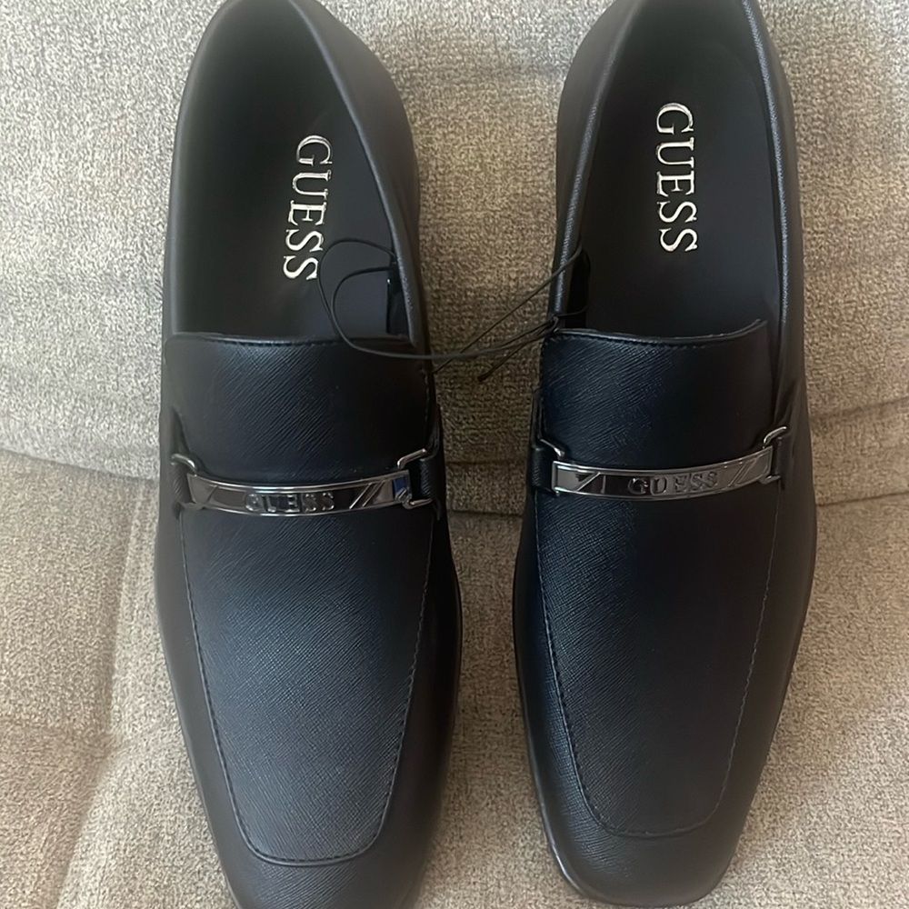 Guess Men’s Loafer Black Dress Shoes 🖤